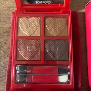 Tom Ford Heart-Shaped Love Collection Eyeshadow Palette - Bronze and Chocolate